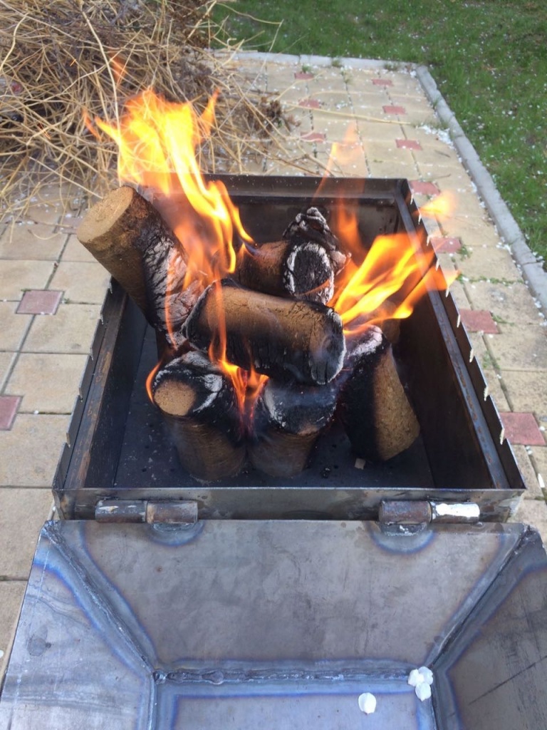 Инструкция по розжигу брикетов из виноградной лозы - стабильное горение